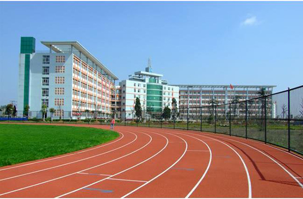 ����ְҵ����ѧУ���Բμ���ͨ�߿���